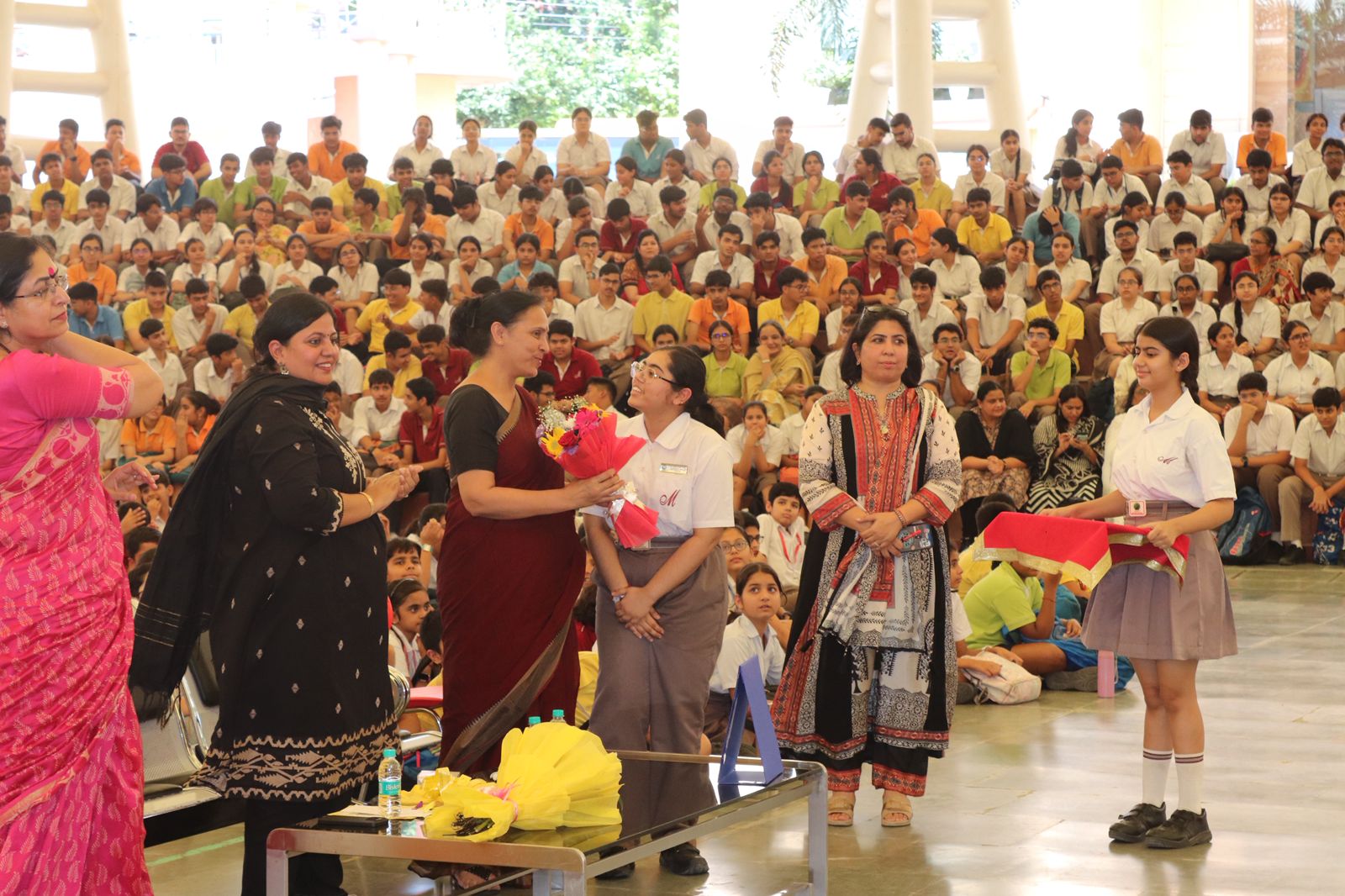 Gratitude in Action: Teachers' Day Celebrations at Mayoor 